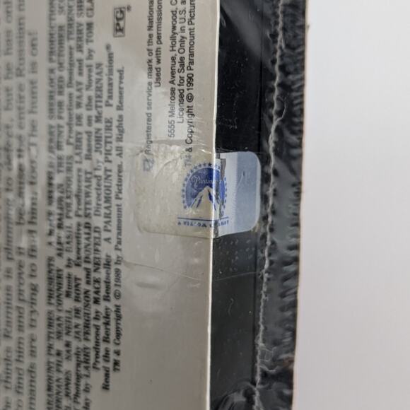 The Hunt for Red October VHS Sealed Paramount Watermark Video Seal Fred Meyer - Picture 5 of 8